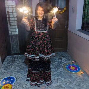 Falguni Rajani Instagram - Happy diwali✨💥🙏 #happydiwali #staysafe #celebration #indianattire #ınstagood