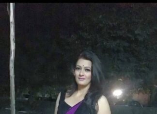 Falguni Rajani Instagram - #sareelovers #saree #perfectsareedraping