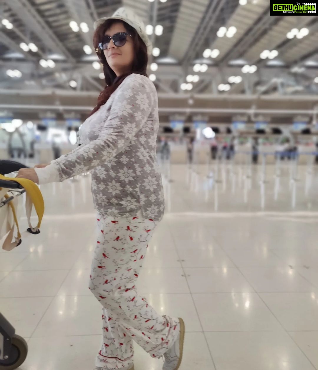 Falguni Rajani Instagram - Jet set go✈️ #ınstagood #instareels♥️ #travellstory #travelllife #phuket #thailand #amazingthailand Phuket, krabi Thailand