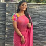 Gabriella Charlton Instagram - Swipe to last slide to see kudumba pen 😋 Thank you @sdduniqueboutique_97 for these amazing sarees and blouses