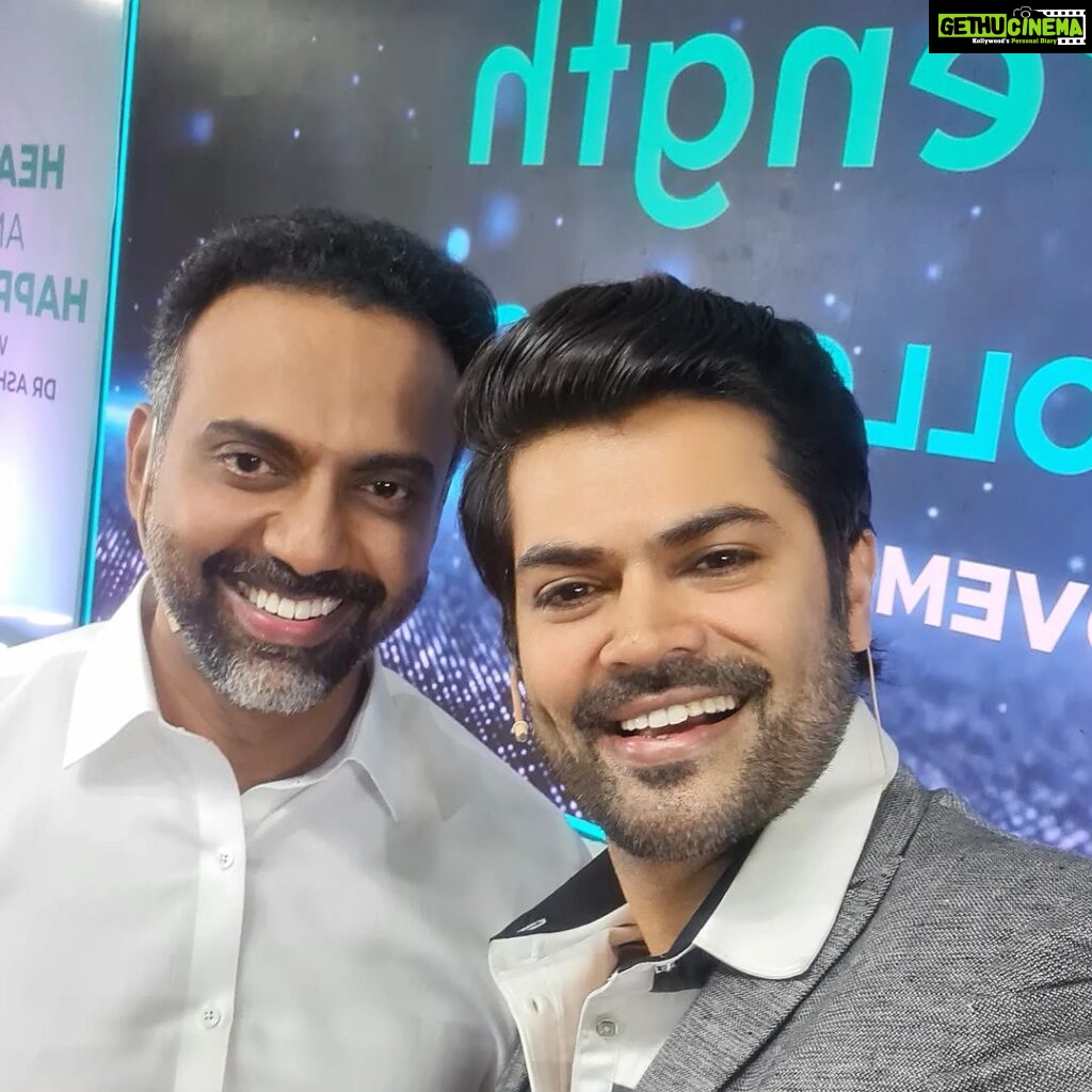 Ganesh Venkatraman Instagram - Love this man and his vibe @drashwinvijay An amazing start to my Sunday, it was such a pleasure to Host and Open the 'Dr Ashwin Vijay followers & fans meet' for my dear bro. 🤗 Few people in life reach their full potential and help others reach their full potential, and this man is clearly one of them.. so much insight, so much positivity 😊 'Ur VIBE attracts ur TRIBE' Thank u Universe ❤❤ #drashwinvijay #Sunday #motivation #makingpositivitygoviral #becomingthebestversionofyourself