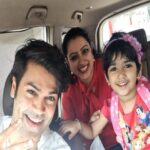 Ganesh Venkatraman Instagram - Holiday time with family ❤❤ Off to Mumbai.... #mumbai #lovelifelaughter #GaneshNisha #travel #holidays