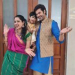 Ganesh Venkatraman Instagram - May Lord Ganesha bring abundance of Love, Good Health & Happiness in ur lives... Wishing you and ur family a very HAPPY VINAYAGA CHATHURTHI ! Lots of luv Ganesh, Nisha & Samaira❤❤ #happyganeshchaturthi #lordganesha #indianfestival