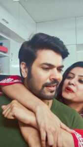 Ganesh Venkatraman Instagram - IPPADI DHAAN ELLAMAE ARAMICHATHU @prettysunshine28 😉🥲🤭🤫🥰🤗💞 #romance #love #keepitalive  #funwithreels