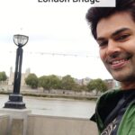 Ganesh Venkatraman Instagram - The delightful experience of discovering the history of London Bridge was interesting. After knowing the history the whole 'London bridge' rhymes makes sense... Traveling around, gathering and sharing the history of the land with you all explains how excited I am by the discovery✨✨ #londonbridge #london #londondiaries #travel #discover #discovery #backstory #history #britain