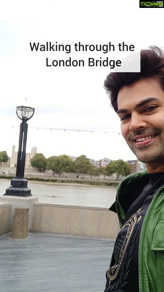 Ganesh Venkatraman Instagram - The delightful experience of discovering the history of London Bridge was interesting. After knowing the history the whole 'London bridge' rhymes makes sense... Traveling around, gathering and sharing the history of the land with you all explains how excited I am by the discovery✨✨ #londonbridge #london #londondiaries #travel #discover #discovery #backstory #history #britain