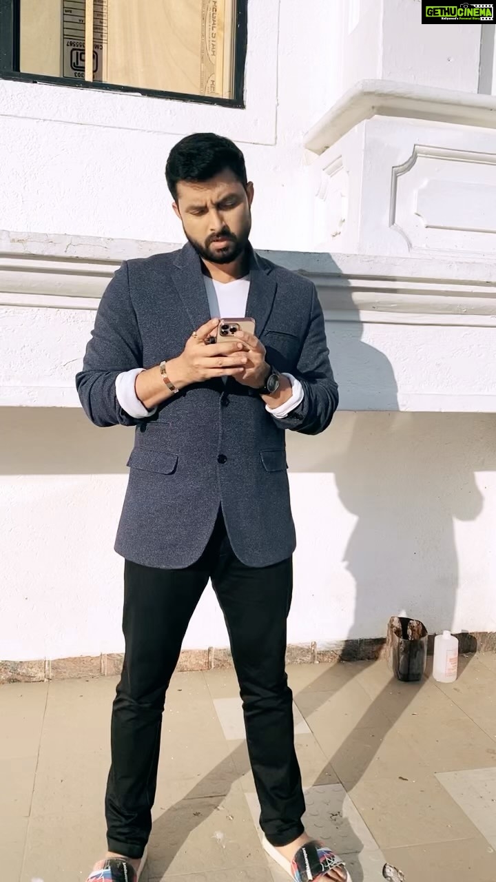 Garima Jain Instagram - सच्ची में लग गयी Sorry @officialgarimajain 😂 #aggartumnahote #reelkarofeelkaro #reelyfunny #funnyreel #funnyvideos #garimajain #zeetv #reels #reelsinstagram #reelitfeelit #feelitreelit #reelindia Vrindavan Studios