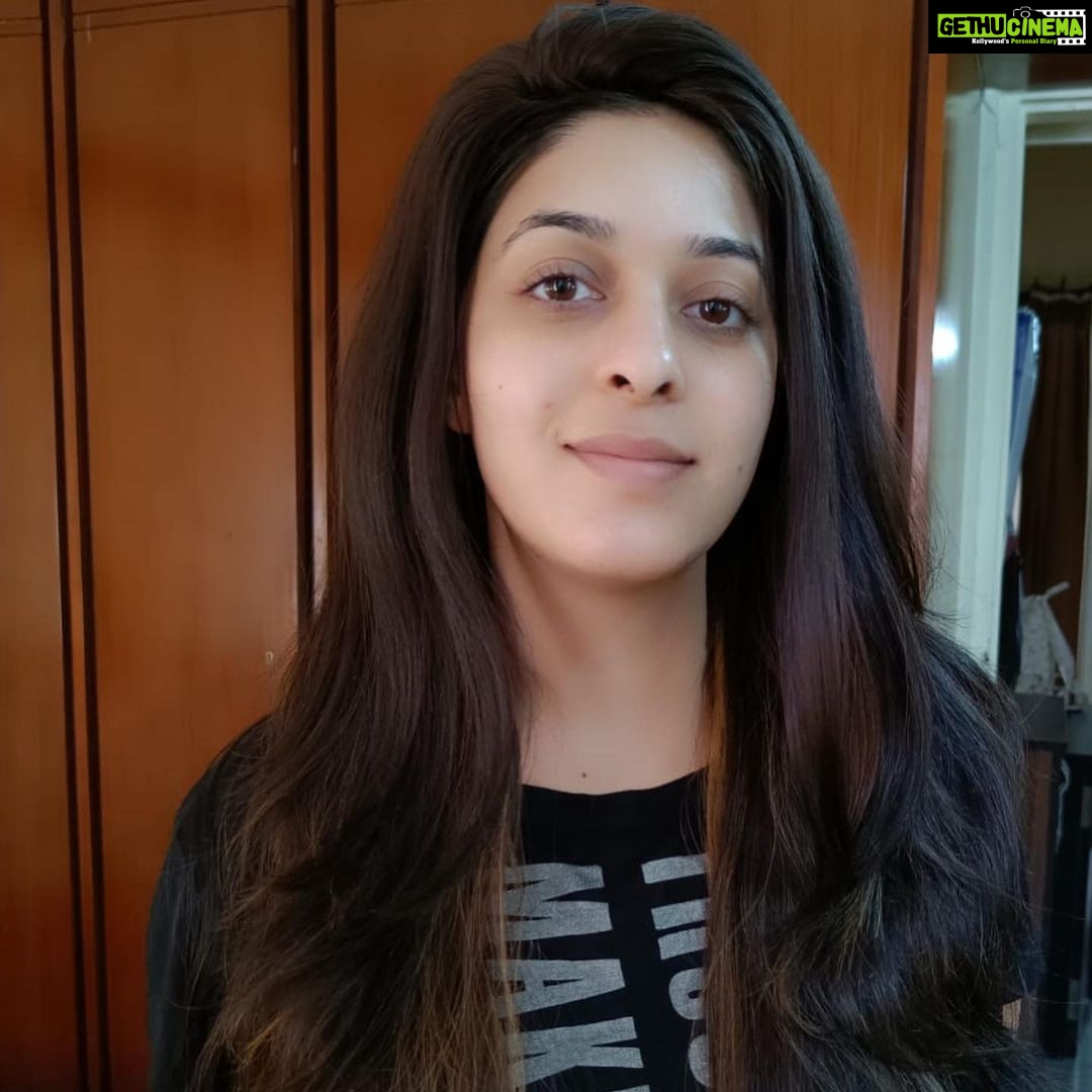 Garima Jain Instagram - Posting great filtered, photoshopped , perfect aesthetic pictures is good , no harm but let’s not forget what an actual No filter face will always have .,,, dark circles , undone hair , pimples …. Cos it is all normal ! . . . . . . . #garimajain #officialgarimajain #nofilter #nofilterneeded #nomakeup #nomakeupday #skincare #skin #bareskinbeauty #bareskin #naked #nakedskin #styleinspo #beautiful #beauty #ootd #outfitoftheday #whatiwore #shoppingaddict #beautydoesnthavetobepain #currentlywearing #instastyle #lookgoodfeelgood Home Sweet Home
