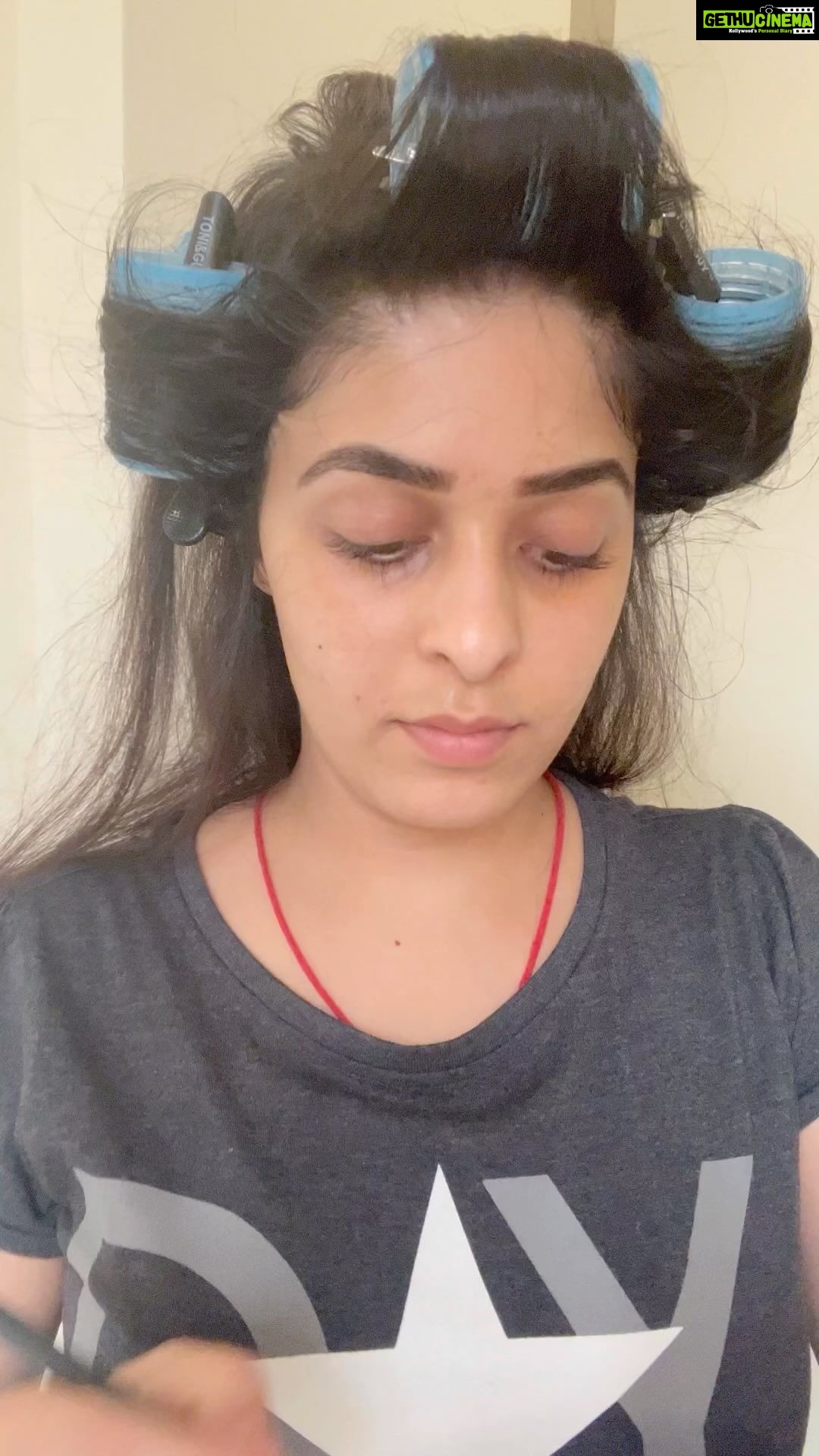 Garima Jain Instagram - GRWM . . . #garimajain #shamshera #getreadywithme #jihuzoor #ranbirkapoor #aliaabhatt #neetukapoor #dharmaproductions #dharma #reels #reelsinstagram #explore #explorepage #grwm #grwmmakeup #makeup Versova, Mumbai