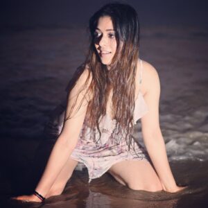 Garima Jain Instagram - I am a phoenix 🦅 
Rise from the ashes and darkness 
& My inspiration in life would be my mother , @kanganaranaut , @narendramodi #storyofmylife 
.
.
.
.
.
#garimajain #officialgarimajain #phoenixbird #phoenix #bird #biography #autobiography #kanganaranaut #narendramodi #mahatmagandhi #gandhiji #gandhijayanti #modiji #primeminister