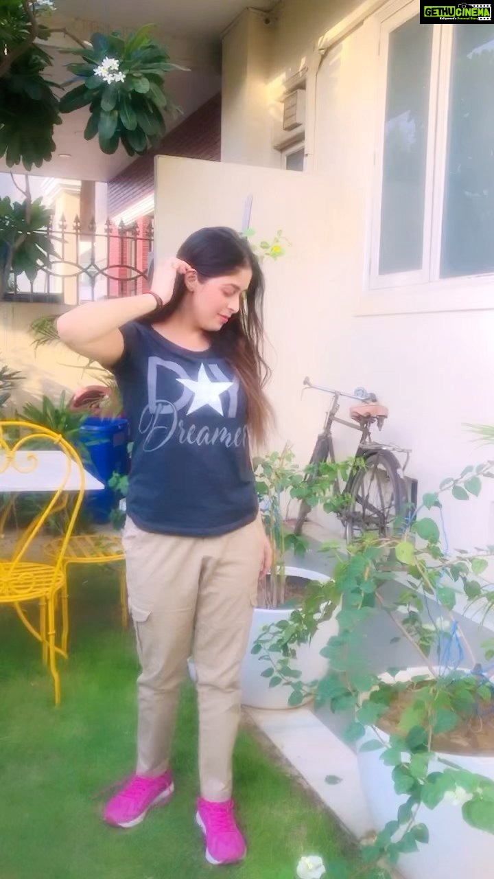 Garima Jain Instagram - Just for fun @abhishek_soni321 . . . . . . . . . . #garimajain #officialgarimajain #justforfun #justforlaughs #laugh #funnyvideos #fun #funnyreels #gauravgera #kikusharda #comedy #comedyvideos #comedyreels #abhisheksoni