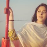 Garima Jain Instagram - Ayodhya shree Ram ki janambhoomi mein . Jai Shree Ram 🕉 . . . . . . 📷 @neelmotwani #neelmotwani #garimajain #officialgarimajain #ayodhya #ayodhyarammandir #rammandir #rammandirayodhya #lucknow #shreeram #jaishreeram #shoot #ghaat #ghat #ghatofayodhya #yogiadityanath #narendramodi #hindu #hindustani #hindurashtra #hinduism #indian #india #love #life #onlocation #onlocationshoot #onset #bts #salwarsuits #indiantraditionalwear Ayodhya श्री राम जन्मभूमि
