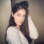 Garima Jain Instagram - 🤳 . . . . . #selfies #selfie #garimajain #officialgarimajain #chalbetaselfielelere #selflove #selfportrait #selfportraitphotography #selfpotraits #selfphotography #selfphotoshoot