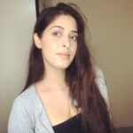 Garima Jain Instagram - 🤳 . . . . . #selfies #selfie #garimajain #officialgarimajain #chalbetaselfielelere #selflove #selfportrait #selfportraitphotography #selfpotraits #selfphotography #selfphotoshoot