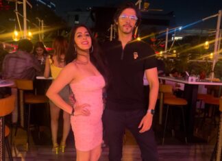 Garima Jain Instagram - About last night . . . . . Pr : @volokal 📍 @upintheair_mumbai Special evening hosted by @realkaranmehra @pankhuri05 . #garimajain #roohedaari #karanmehra #volokal #upintheair #amitgupta #deeptisadhwani #rohanmehraa #gauravchopra #friends #party Up In The Air