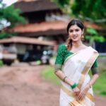 Gayathri Suresh Instagram - PC : @_shine_photography__ Vadakkunnathan Temple