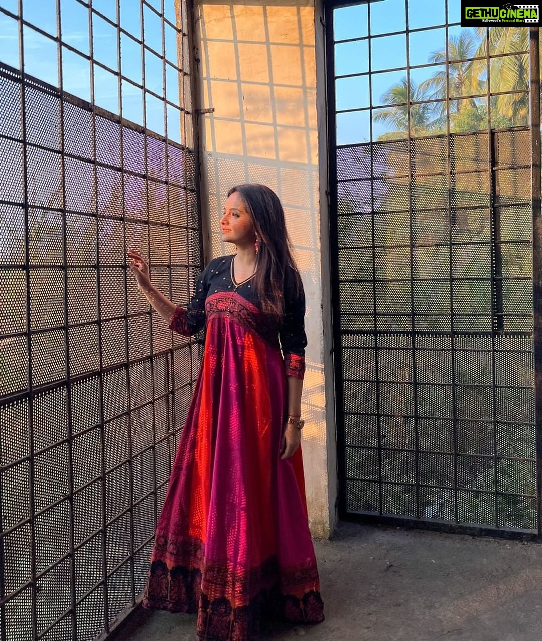 Giaa Manek - 18K Likes - Most Liked Instagram Photos