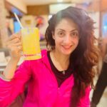 Gurleen Chopra Instagram – MY BEAUTY SECRETS MANGO 🥭 SHAKE 🧏🏻‍♀️🍱💃🏼🥭 …