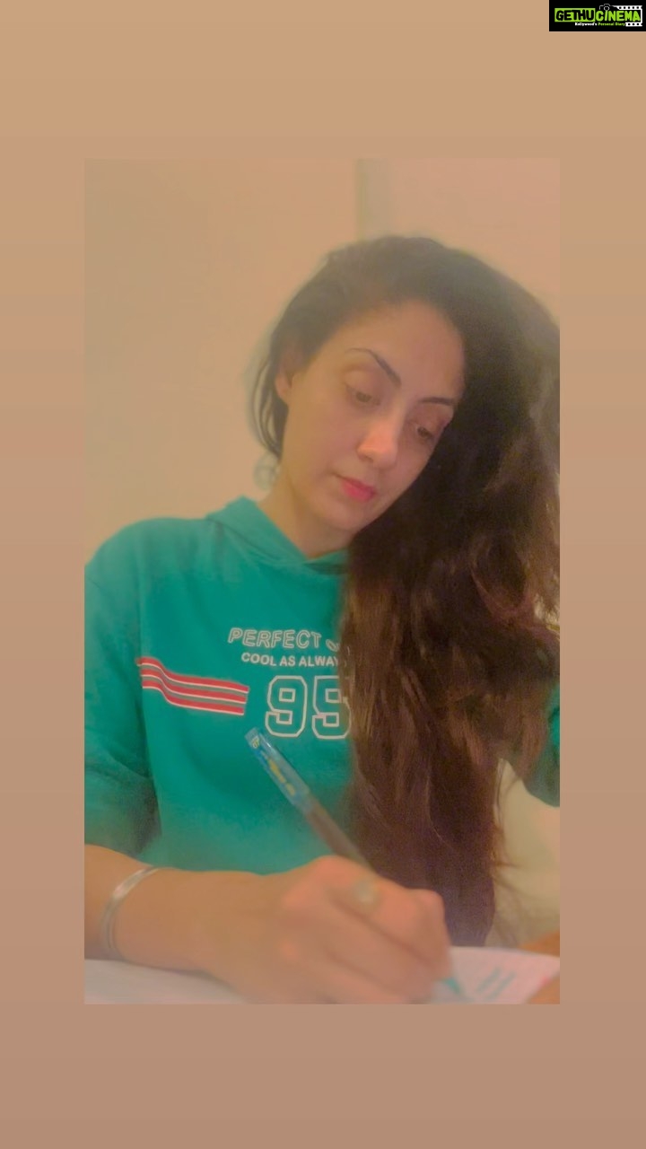 Gurleen Chopra Instagram - TUADE FACE PIGMENTATION KYU HOI EHNA VICHO KI READON C ? COMMENTS CH KARUR DASO MAINU DIET BNAUN CH HELP MILEGI 🙏 @drandhawa0069 @counsellingwith.gc