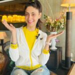 Gurleen Chopra Instagram - KNOW YOUR SECRET REASONS OF ACNE ON FACE! GC HOMEMADE DIET HELPS TO CURE EVERY ACNE AND CLEAR THE FACE PERMANENTLY! . ALSO HAVE YOU BOOKED FOR WEBINAR? ONLY LIMITED SEATS ARE LEFT. HURRY UP. - HOW CAN YOU JOIN? GO ON LINK IN BIO, CLICK THE LINK, PAY 999/- AND YOUR SEAT IS BOOKED. YOU CAN TAKE HELP FROM @team_counsellingwithgc . . . . . . . #acne #acnediet #facemapping #faceacne #homemadediet #natural diet #nutritionist #dietchart #clearskin #fairskin #webinar #gcwebinar#counsellingwithgc #igurleenchopra #youtubeimgc