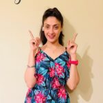 Gurleen Chopra Instagram - DIFFERENCE BETWEEN CYST AND FIBROIDS . Fibroids affect the uterus while Cysts occur in the ovaries . SYMPTOMS OF FIBROIDS - . 👉🏻Heavy and painful periods 👉🏻Abnormal uterine bleeding 👉🏻Abdominal and pelvic cramping 👉🏻Lower back pain . SYMPTOMS OF CYSTS ARE - 👉🏻 PELVIC PAIN 👉🏻 LOWER ABDOMINAL BLOATING 👉🏻 HEAVY CRAMPS BEFORE MENSTRUAL CYCLE . For homemade cure, contact team @counsellingwith.gc @igurleenchopra . . . . . . #cysts #fibroids #uterine #ovarian #heavyperiods #heavybleeding #irregularperiods #weakness #nausea #pelvicpain #pelvic #counsellingwithgc #igurleenchopra #youtubeimgc
