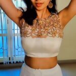 Harija Instagram - Dholida ❤️ couldn't stop myself from dancing🎁 @aliaabhatt ❤️ @shantanu.maheshwari Costume - @nethiri_couture ❤️