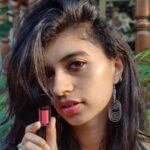Harija Instagram - #Ad Lips speak more than words could & to make my lips glam its always Go Renee for me. Loving this pink over my lip --- Grab the best offer from Amazon, Check out the link in my bio to shop. #getstyledwithamazon #AmazonBeautyChallenge