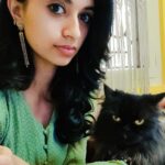 Harija Instagram - My baby girl 😘... Zuzu paapa Comment ur pets name ... #harija