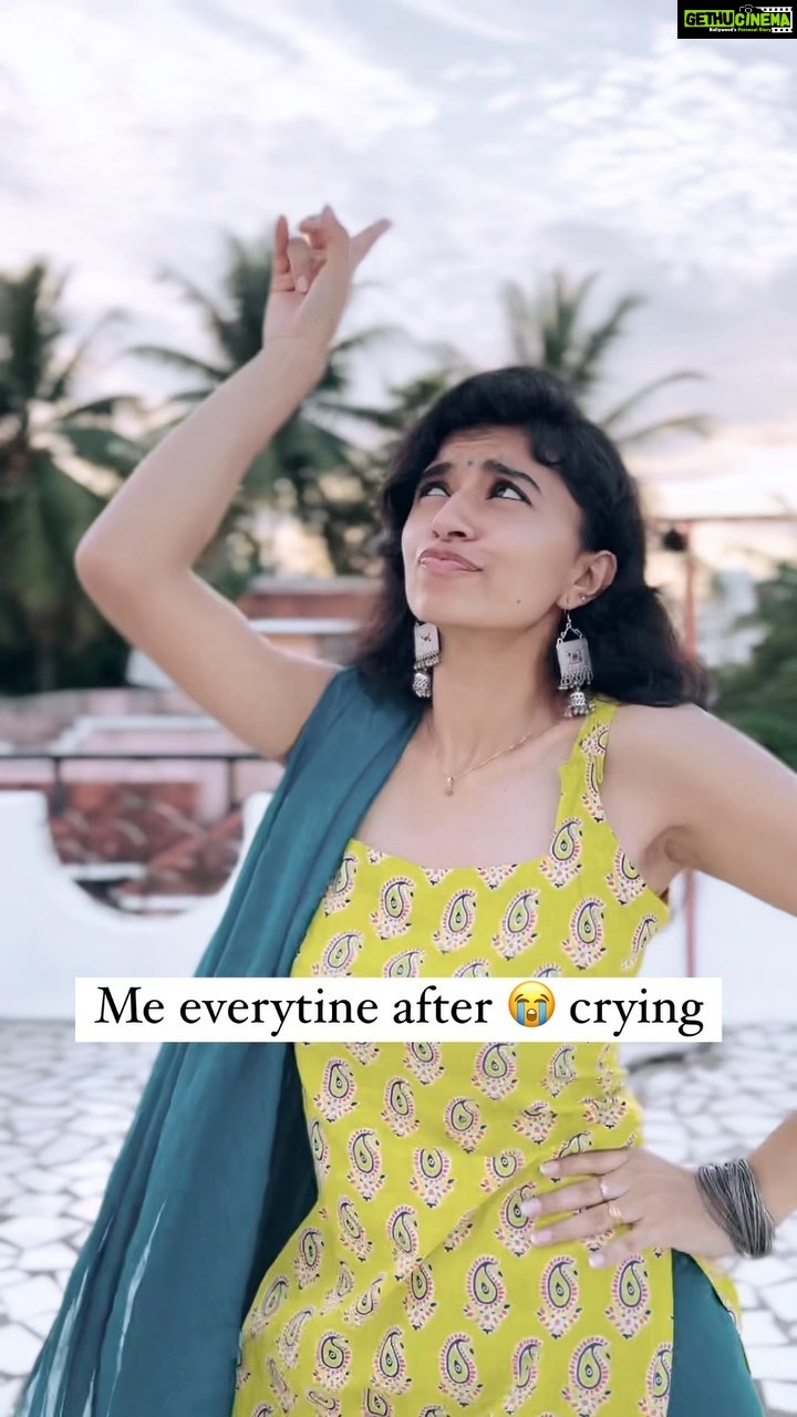 Harija Instagram - After crying - all my problems are solved … The clarity u get after pouring out all the stress through tears … I am like I’m the superwomen I will face anything no matter what….... but before that let’s Dance
