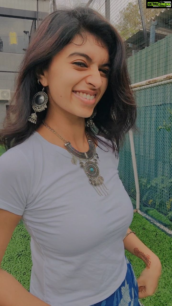Harija - 107.5K Likes - Onakka munthiri .... My recent addiction
#onakkamunthiri