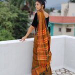 Harija Instagram – Chumma oru Motta Maadi shoot…. I din know the beauty of the saree till I wore it….just like certain things in life untill v explore it v never know the value of it…. 

Pc – @amar_theinfinity_e 😘

#harija #amar #saree #shoot #photo #terrace