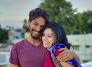 Harija Instagram - Life is unpredictable and that's y it is interesting.... and you @amar_theinfinity_e are being this charming sweetheart 🤪 Just kidding... Can't you see I'm kinda turning into a poet when I share something about you😘 ... This morning when I just went thru ma gallery found these pictures.... And yes ma day is starting good.... Love u Pc - @harishr8997 #love