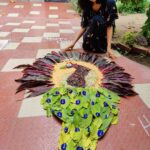 Harija Instagram – Did these with flowers and leaves from my Garden. I was upset that I didn’t have any flowers.. then the artist in me slapped me with a string of ideas 😅

Happy Onam 🌷❇️🏵️🌸 

Make the Most out of Everything

Adapt, Improvise, Overcome👍😍

#onam #flowers🌸