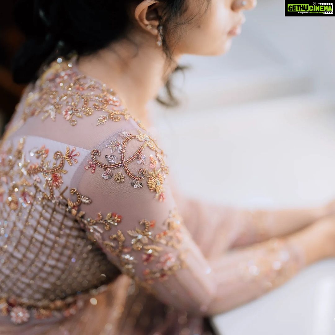 Harija Instagram - Let the GloW in Your Heart Reflect in ur Soul 🌸 Mua - @makeoverbybrindha u know wat i want Saree -@stitchhousesalem loved this beautiful saree (Redcarpet worthy) Pc - @weddingtales_prabu thank u #saree #sarees #sareelove #designersarees #sareeblouse #designersaree #silksaree #sareelovers #sareesusa #sareefashion #designersareeskolkata #designersareesusa #designersareesdelhi #sareeblousedesigns #sareelover #sareesoverseas #sareescanada #indiansaree #sareeindia #sareedraping #silksarees #sareesbanglore #sareeschenni #bridalsarees #desingersareemumbai #sareesofinstagram #sareeswag #sareespanjab