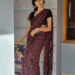 Harija Instagram - One of ma favourite combos... Black and Red floral saree Pc - @amar_theinfinity_e 😘 #black #red #harija