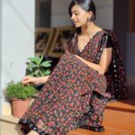Harija Instagram - #Ad Love for sarees will never fade. This Black floral saree is one good choice though. #getstyledwithamazon @amazonfashionin #saree #love