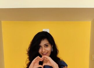 Harija Instagram - I dedicate this to @amar_theinfinity_e u always make me feel ... Men are not always the same ..... Yes u are different and make me feel different 😘... Costume - @momzcradle love this frock❤️ It's a feeding dress... Check it out👍