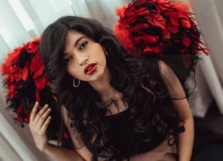 Harija Instagram - This is one of my childhood fantasies.... vampires, werewolf and witches❤️ aren't they cool... To have their powers and do good for people..... Evil is not bad until the powers r been used fr bad purposes😘wanted my bump shoot to be special .. so I recreated this ❤️ Thank u for my lovable team Costume - @shyn_fascino @fascinodresses_by_shyn Photography - @weddingtales_prabu Mua- @shiny_mua #bump #photoshoot