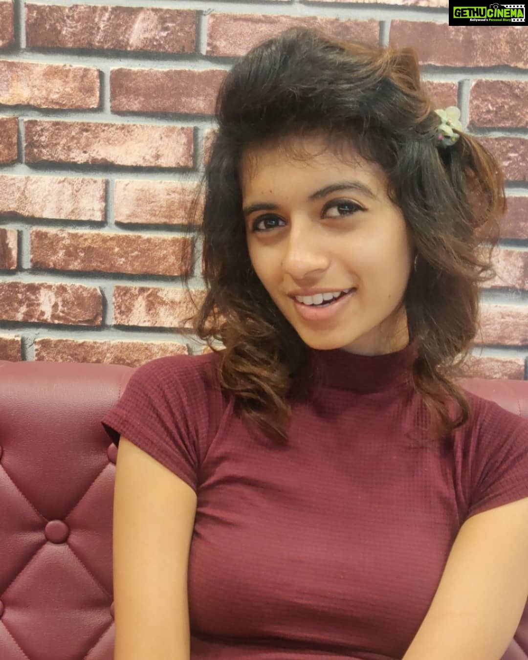 Harija Instagram - @amar_theinfinity_e my mini photographer....❤️