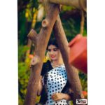 Harija Instagram - Antha kaalathu look🙈🖤🌼 Andru vanthathum athey nila .... Indru vanthathum athey nila🌙 My post wedding shoot Pc - @thephototodayofficial Mua - @makeoverbydeekshita #love#instagood#me#harija #tbt #photooftheday #instamood #iphonesia #tweegram #picoftheday #igers #girl #beautiful #instadaily #summer #instagramhub #iphoneonly #follow #igdaily #bestoftheday #happy #picstitch #tagblender #jj #sky #nofilter #fashion #followme #fun #subtle