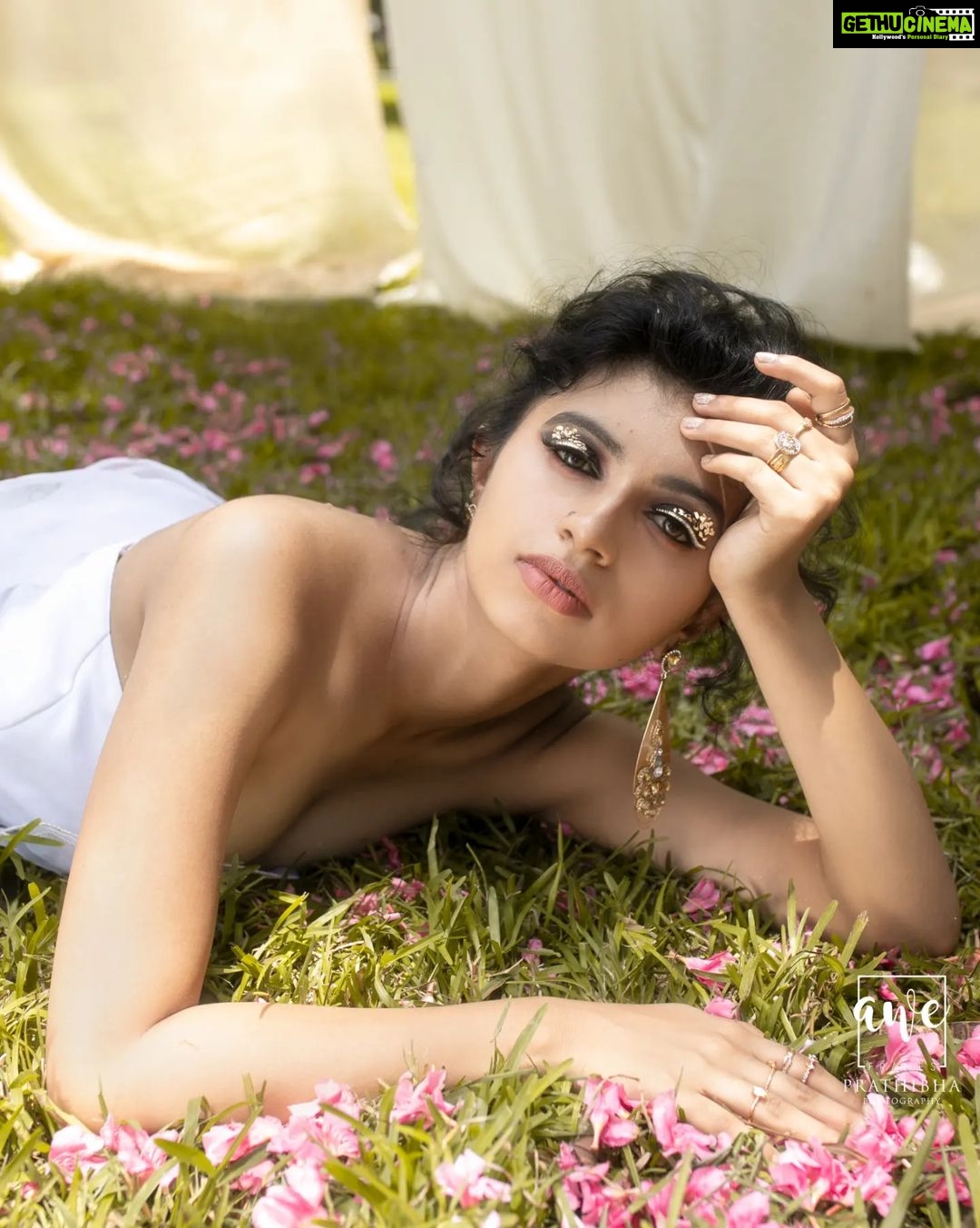 Harija Instagram - Just like the star she was the light of her own . Bold beyond beautiful Bright beyond glow !! She was “NIA” Presenting this Onam !!!!! AN AWE FRAME - Proudly presents @harijaofficial Styling , Creative Direction & Photography - @the_girl_with_the_cam_ Visuals - @khiranramesh Costume -@jp_fashionhouse MUAH - @jay_bridalstudio