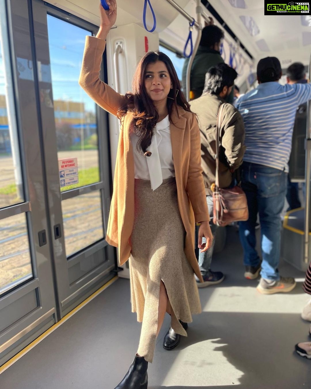 Hebah Patel Instagram - Catching trams! Not feelings! ( horrible caption) 🍂