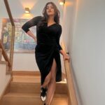 Hebah Patel Instagram – Leg day! 🍗