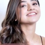 Helly Shah Instagram - Time to #BreakAllLashLimits with the one & only @maybelline Sky High Mascara!! Trust me guys- this one is worth the hype. Just look at that lash length ✨😱😍 #ad #MnySkyHighInIndia
