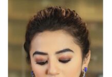 Helly Shah Instagram - Detailed Eye makeup dekhne ke liye swipe left 🙂👀 Outfit by ~ @lapink_by_knareshkumar 👗✨