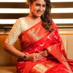 Himaja Instagram - No one can ever say no to the magic of a saree.. Isn’t it??? Saree By @ridhi__sarees Photography @thehashtag_photography @jus_sonu Makeover By @vscc_sparc_clinic #saree #sareelove #treditional #culture