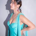 Hina Khan Instagram - She’s soul sexy, she shines different..