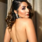 Hina Khan Instagram - 💙💙💙 . Outfit @puneetkapoorlabel Jewels @zara @avior.jewels @silvredge Heels @sana.k.official Styled by @kansalsunakshi MUAH @sachinmakeupartist1 @shab_qureshi786 📸 @tapanmahodayphotography