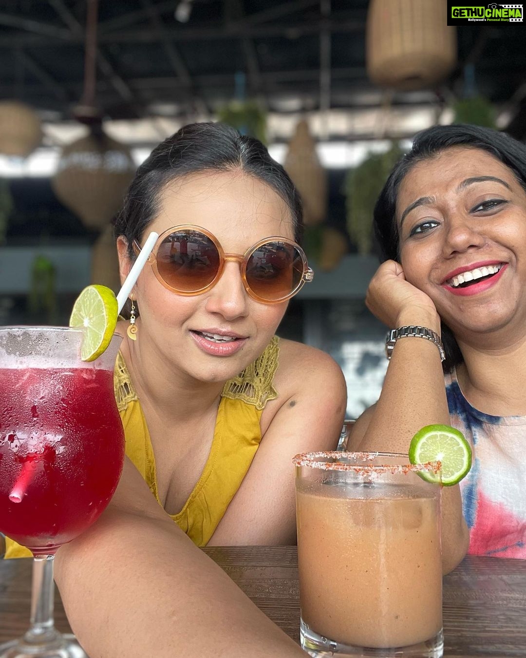 Isha Chawla - 11.8K Likes - Just a Casual weekday after noon with @ikeda.kayokai ♥️
.
.
.
#dosti #dostiyari #eshachawla #fromwhereweleft #gratitude #eternalbonds #nofilters #nofilter