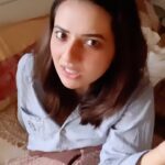 Isha Chawla Instagram - While #phoebe tried getting me out of bed all day … 🙈 . . . . . #eshachawla #phoebe #love #inbedallday #eshachawlareels